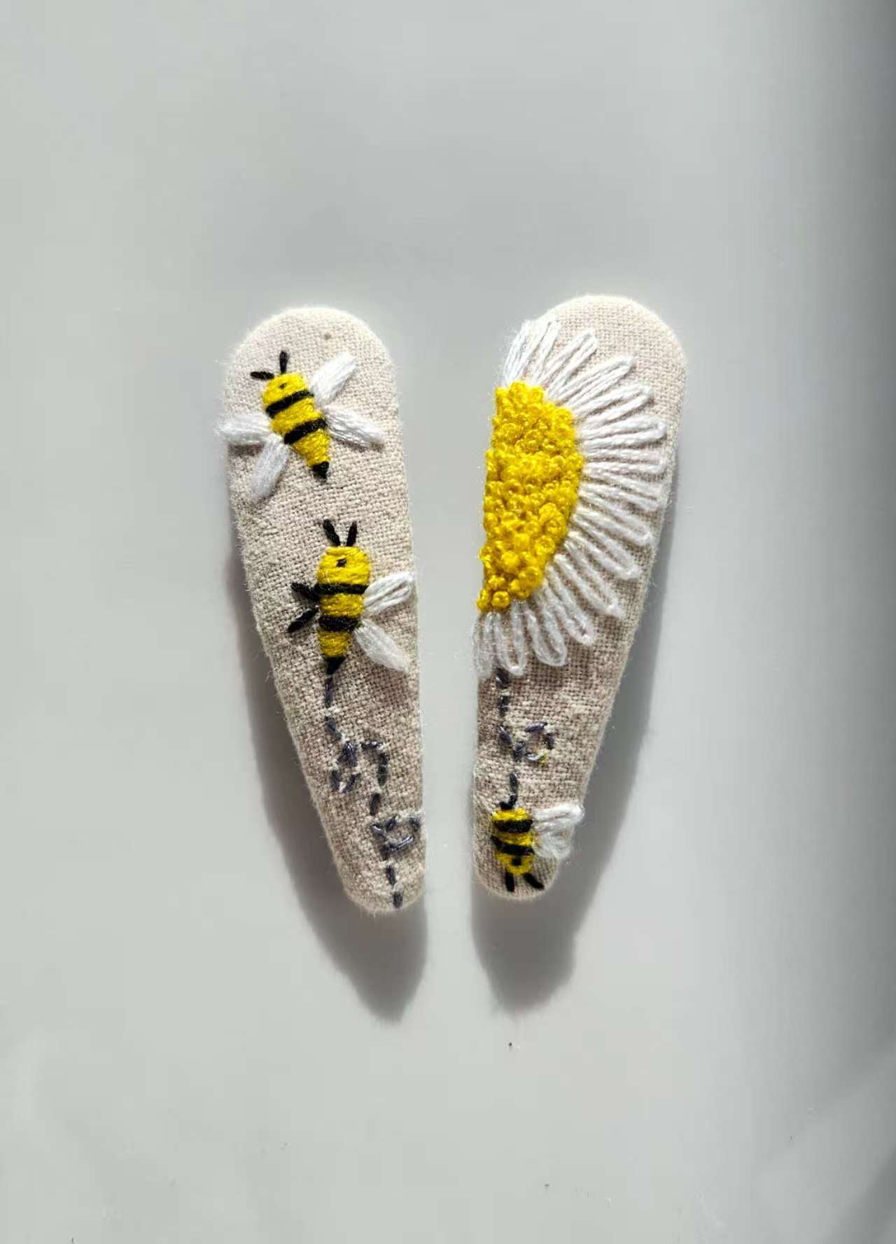 Bee & Sunflower