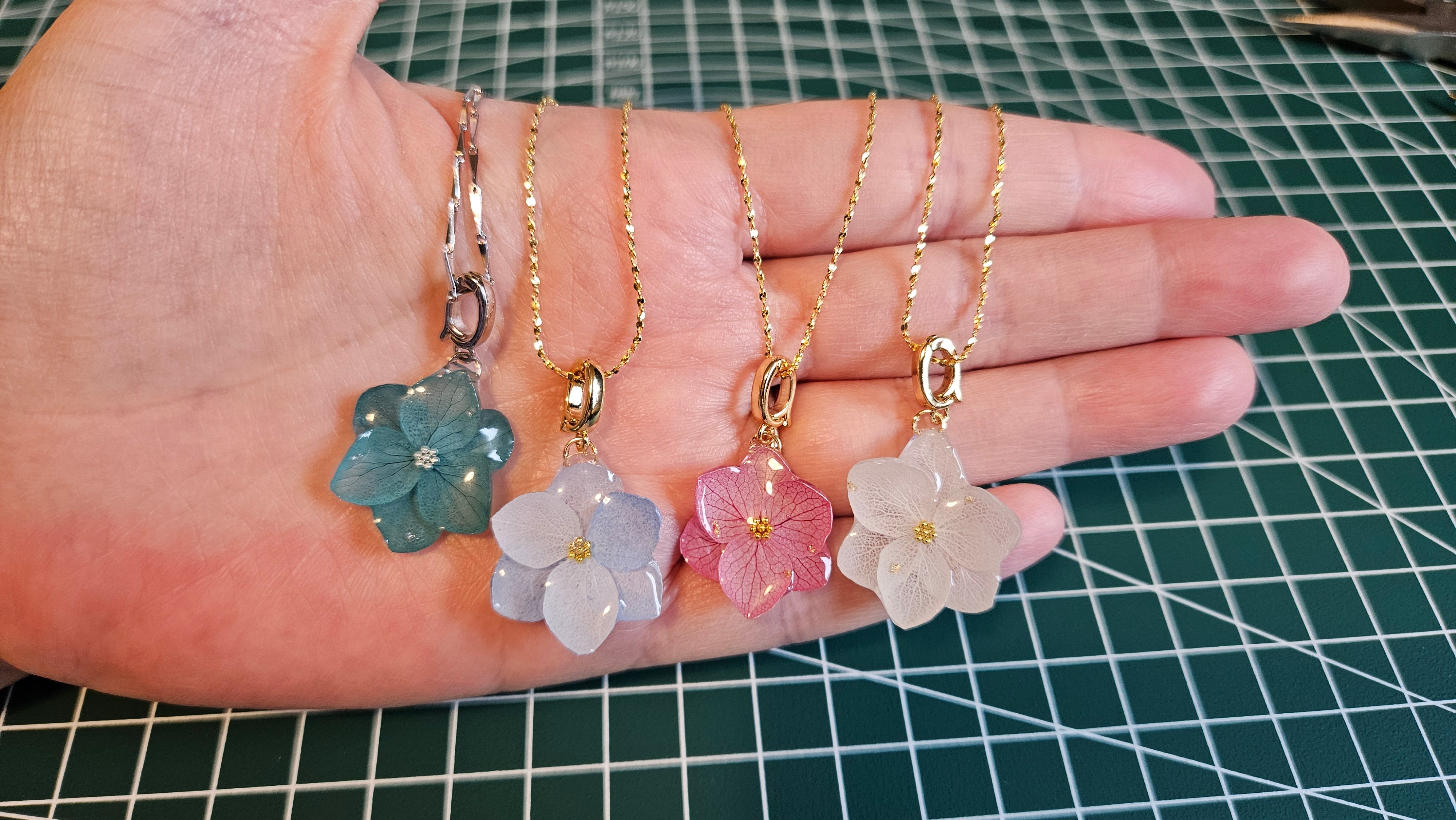 hydrangea necklace