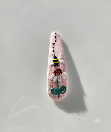 daisy & bees