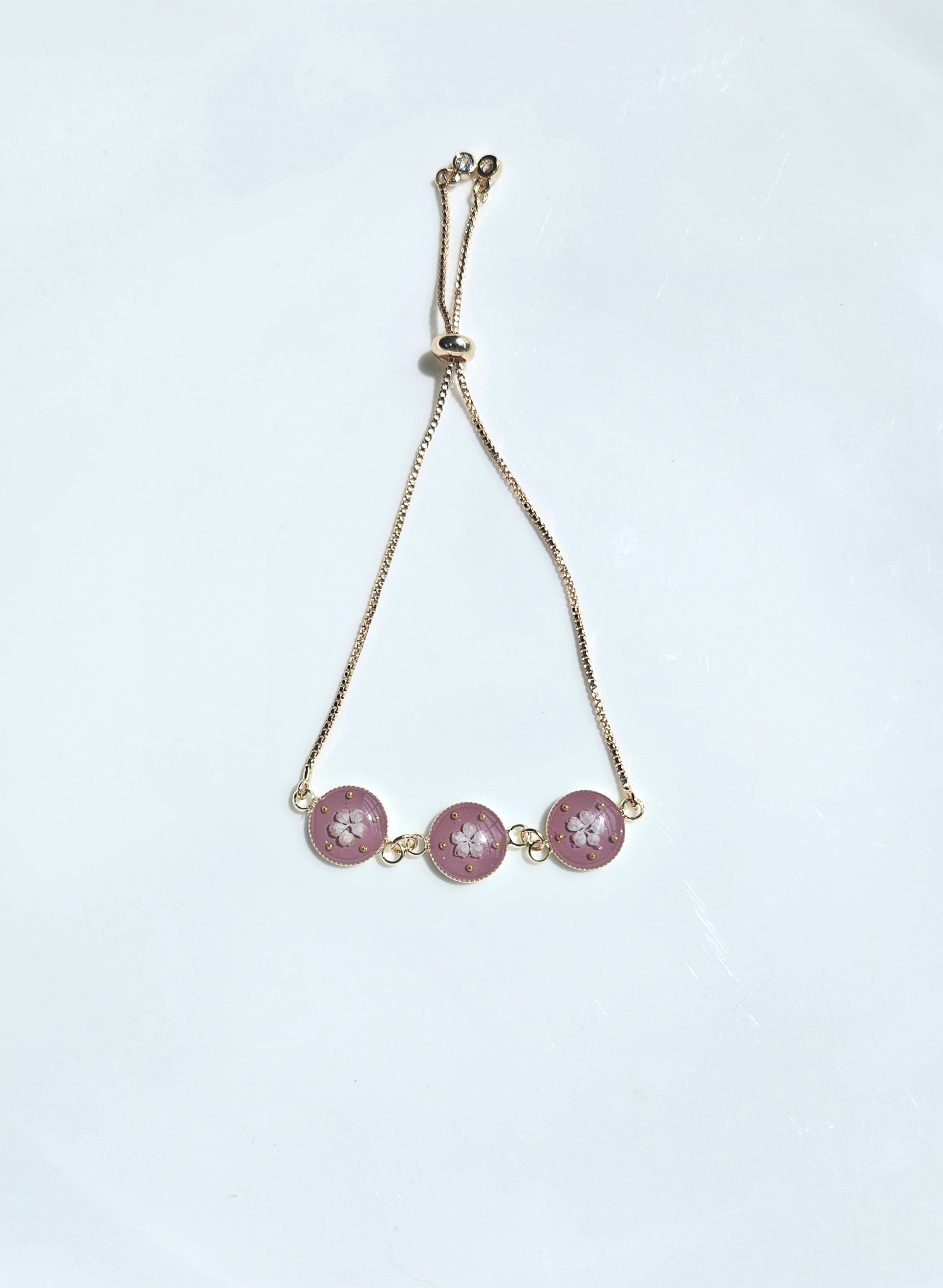 Gypsophila Bud in Rose Pink Bracelet