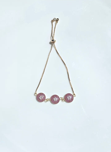 Gypsophila Bud in Rose Pink Bracelet