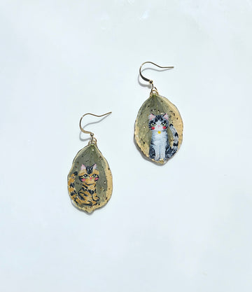 Cats on Leaves